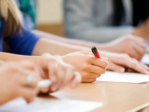 Монгол хэл, бичгийн шалгалтыг дөрөвдүгээр сарын 9-10-нд зохион байгуулна